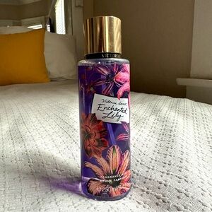 Victoria’s Secret Enchanted Lily Mist